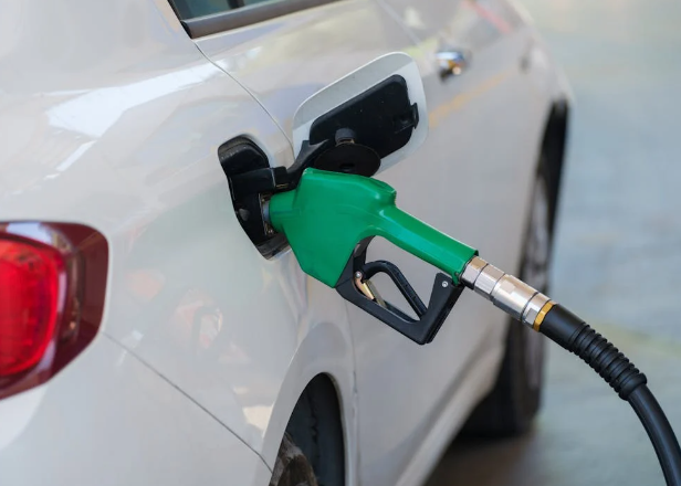 Gas Prices Inch Up in South Carolina Amid Global Oil Supply Constraints