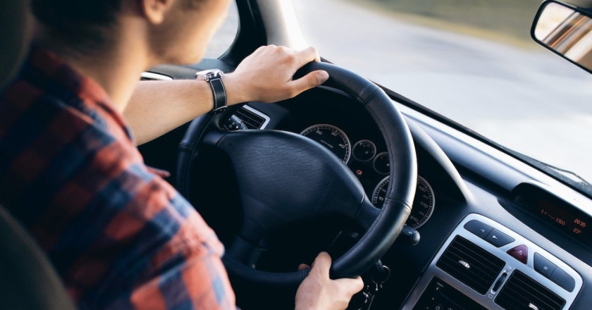 New Study Reveals: Relaxed License Laws for Seniors May Be Putting Roads at Risk