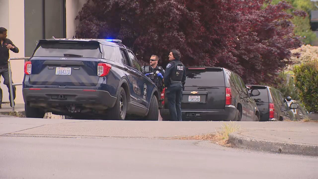 Lake City Man Arrested After Allegedly Threatening To Kill His Own Children In Apartment Standoff
