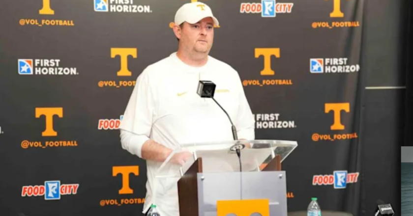 Tennessee Football Suffers Crushing Recruiting Blow As Star Lineman Picks Florida